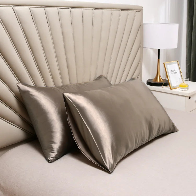 Cloudrelle Silk Pillowcase